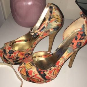 NWOT Chinese laundry dorsay heels